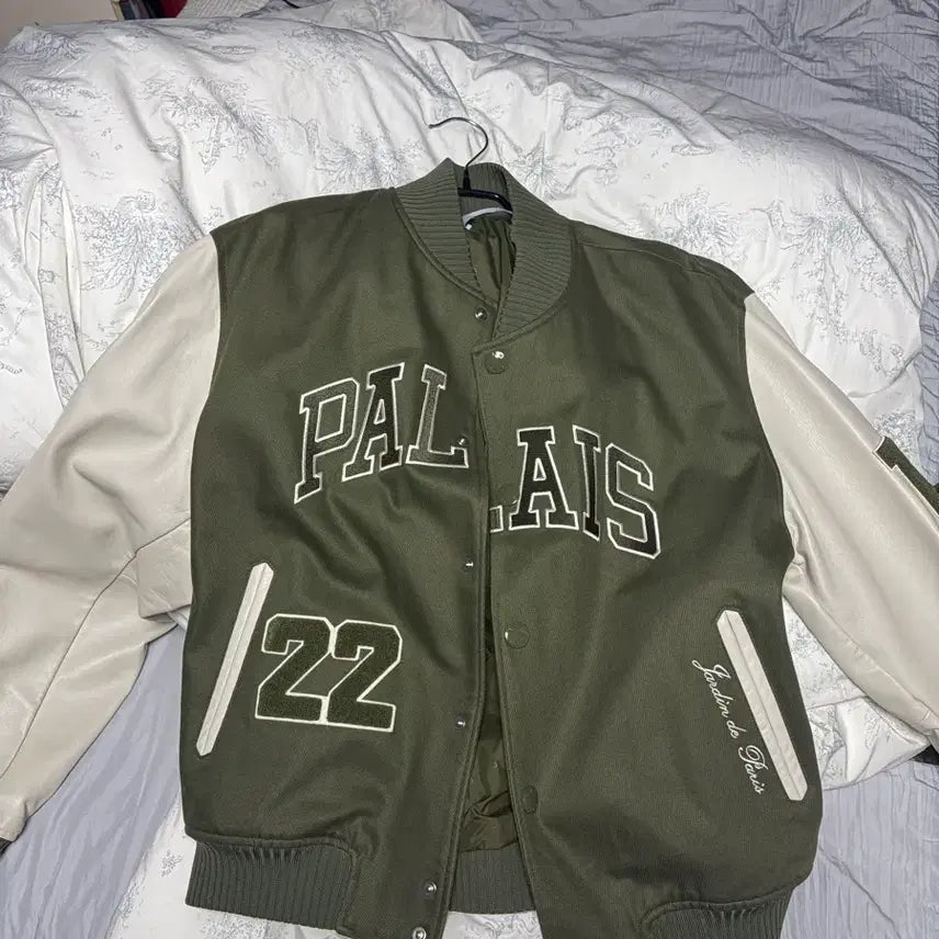 [BUNJANG] Iro Men's Varsity Jacket / Iro(이로) 남자 바시티 자켓
