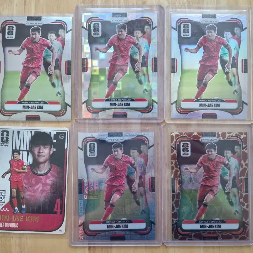 [BUNJANG] Kim Min Jae World Cup Card Bundle Set / 김민재 프리즘 월드컵 카드 판매합니다