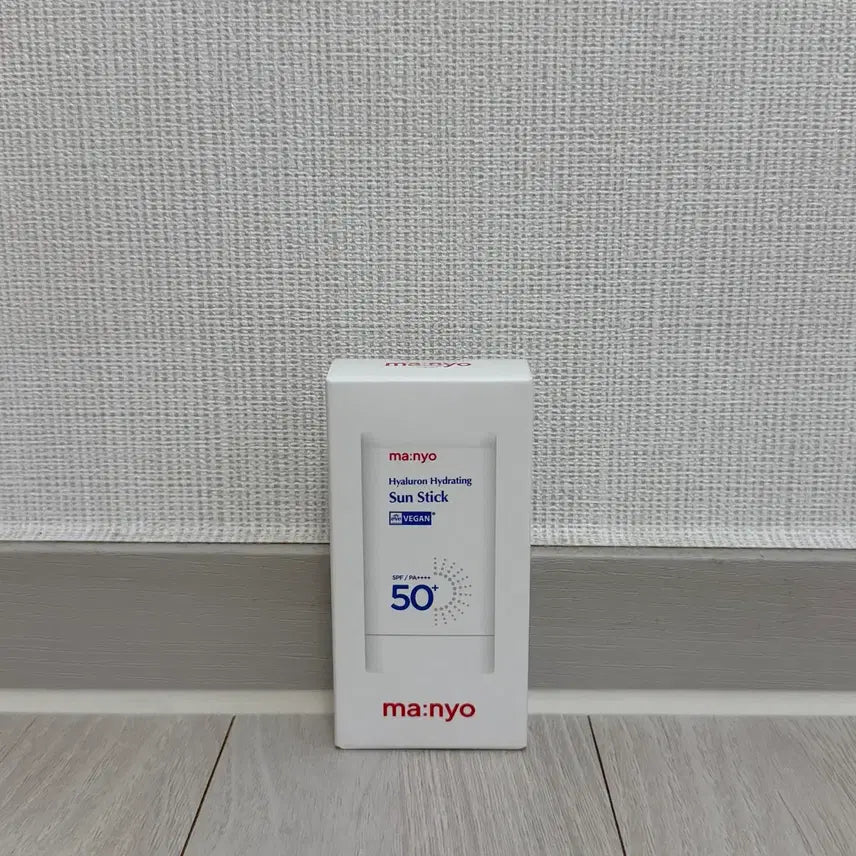 [BUNJANG] Manyo Factory Hyaluronic Hydrating Sun Stick / 마녀공장 히알루론 하이드레이팅 선스틱