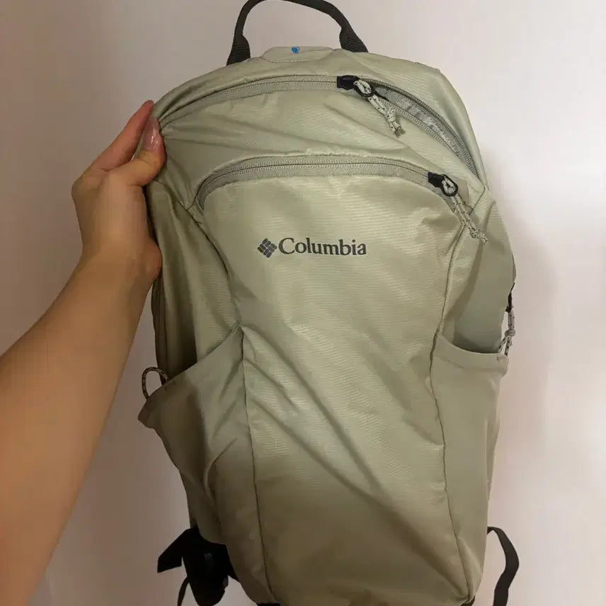 [BUNJANG] Columbia Blackcomb Ridge Backpack 18L Khaki / 콜롬비아 블랙콤로 릿지 백팩 18L(카키)