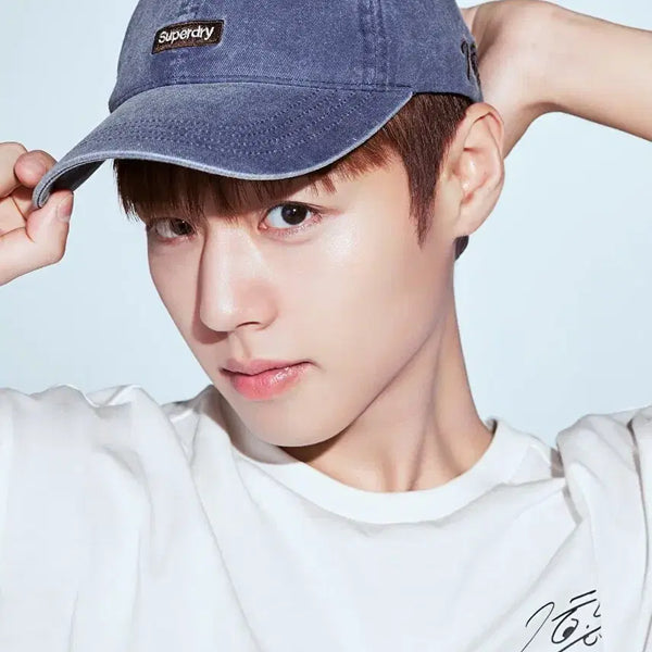 [BUNJANG] Superdry Park Jihoon Collaboration Signed Edition Ball Cap Grey Blue / [새상품] 슈퍼드라이 [26FW] 박지훈 콜라보 사인드 에디션 볼캡 그레이블루