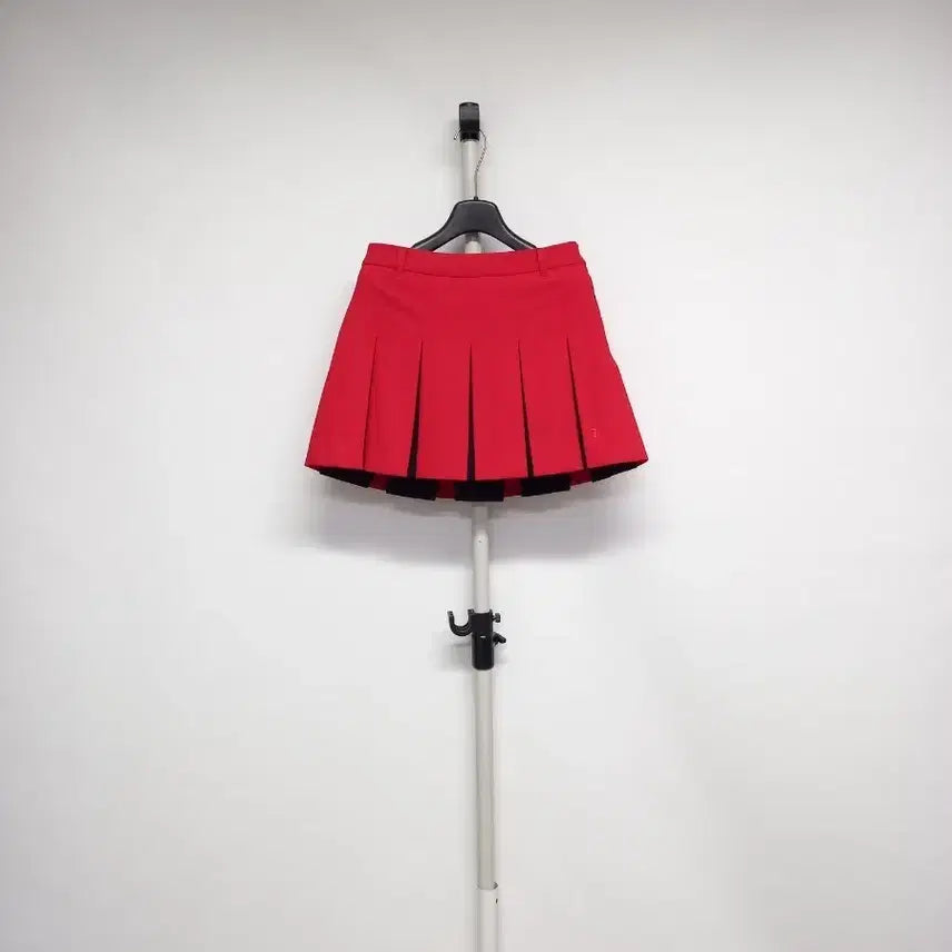 [BUNJANG] Volvik Spring/Summer Pleated Culottes Skirt Size 67 (28) / 볼빅 골프 춘하 플리츠 큐롯스커트 67 28