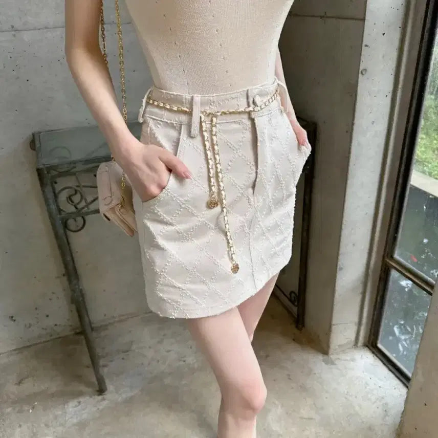 [BUNJANG] Lamellose Rosette Diamond Skirt / 다이아스커트 라멜로즈로제드유