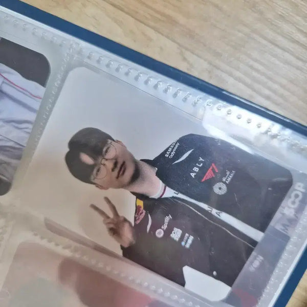[BUNJANG] T1 Faker Basecamp Charging Photocard / t1 페이커 베이스캠프 충전 포토카드