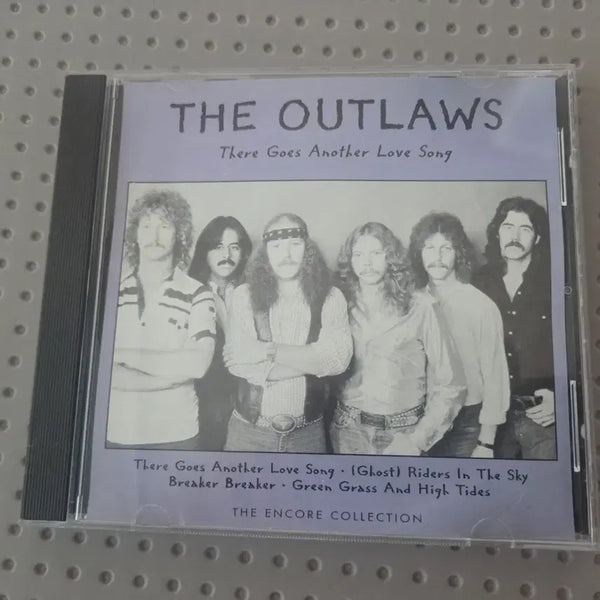 [BUNJANG] The Outlaws 'There Goes Another Love Song' CD / 더 아웃로스(The Outlaws)의  앨범 'There Goes Another Love Song' CD예요