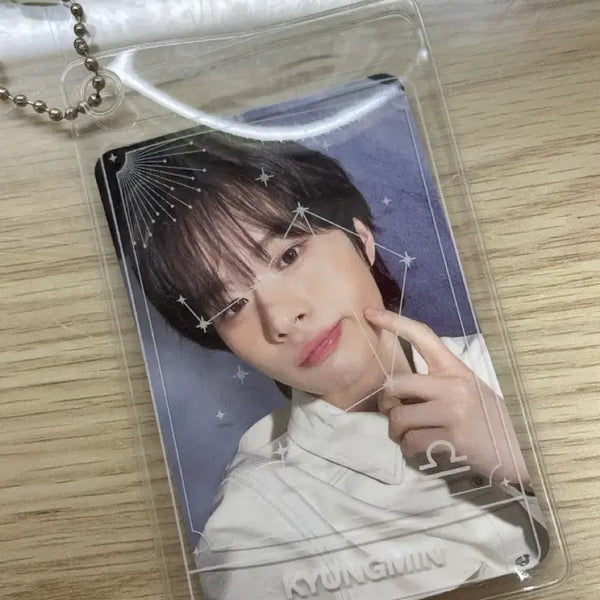 [BUNJANG] TWS Kyungmin Constellation Photocard Holder / 투어스 경민 포카 별자리 홀더 사진 그대로 드려요