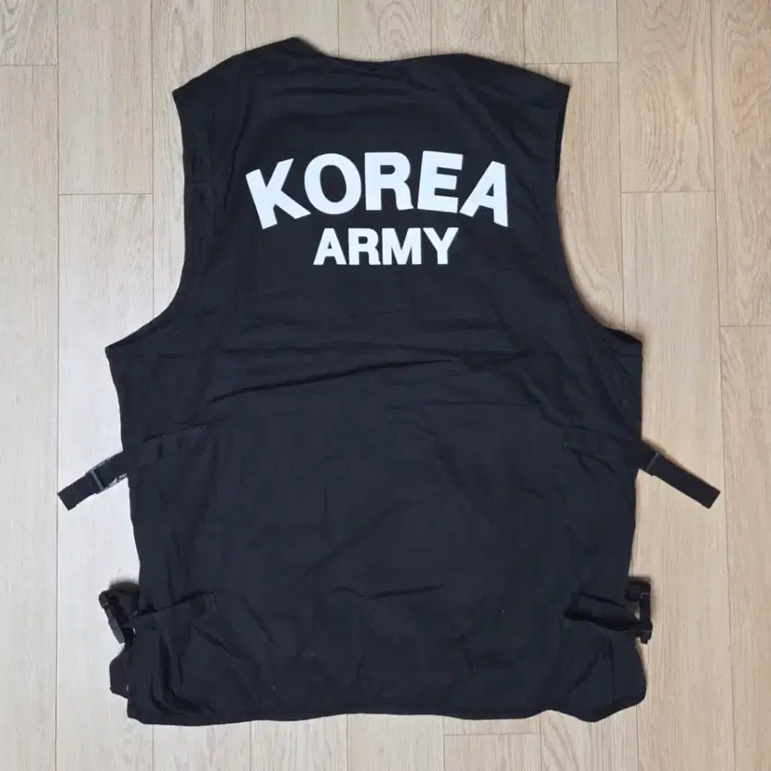 [BUNJANG] Kamizon Korean Army Black Ice Vest 105 / 미사용 카미존 한국 육군 검정색 아이스조끼 105사이즈 (줄자사진 참고)