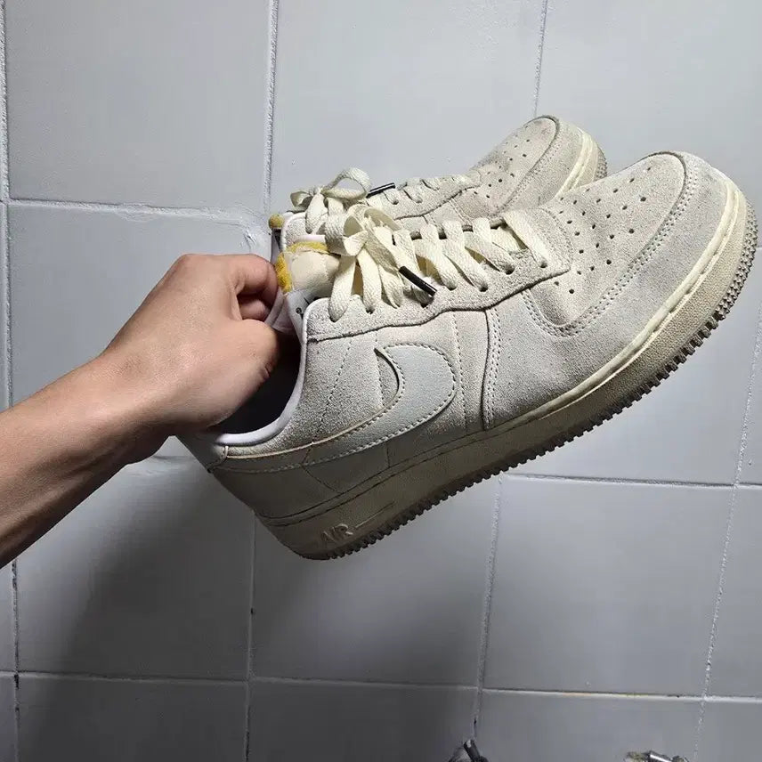 [BUNJANG] Nike Air Force Suede Coconut Milk / 나이키 에어포스