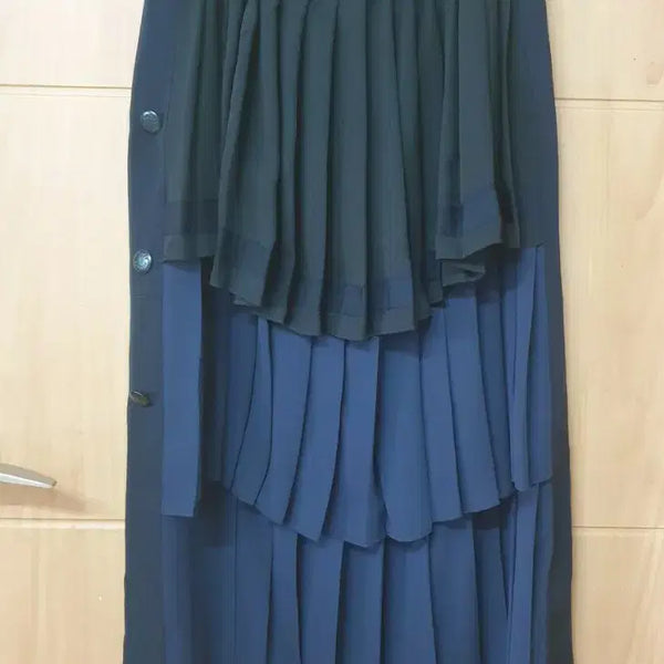 [BUNJANG] Lucky Chouette Pleated Long Skirt / 럭키슈에뜨 플리츠 롱 스커트