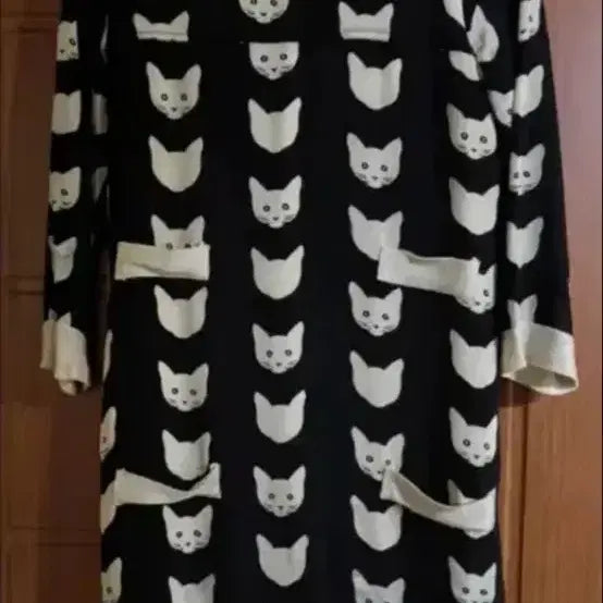 [BUNJANG] 100% Silk Cat Pattern Mini Dress / 실크 100% 원피스