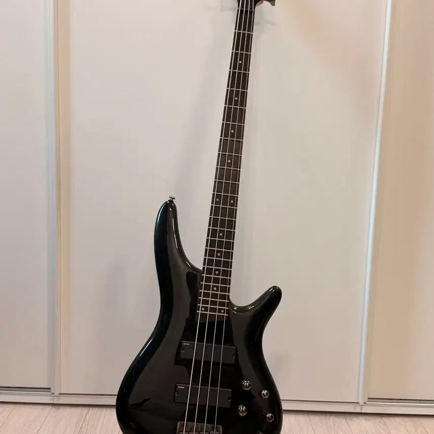 [BUNJANG] Ibanez SR300 4-String Bass Guitar / 아이바네즈 sr300 4현 베이스 기타