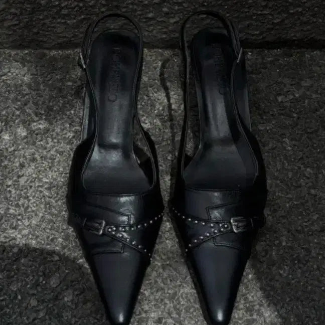 [BUNJANG] Bohemian Seoul Sleek Leather Belted Slingback (Size 250) / [250] 보헤미안서울 슬릭 레더 벨트 슬링백