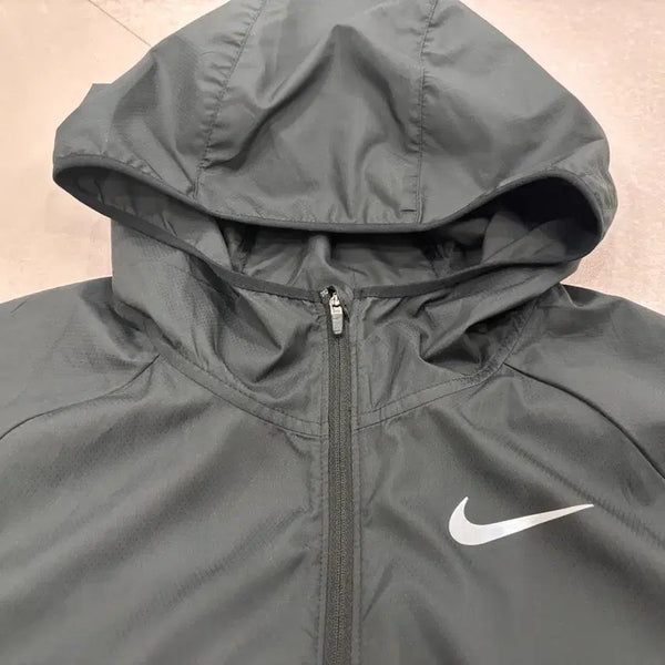 [BUNJANG] Nike Black Windbreaker XL / 나이키 바람막이 검정 XL