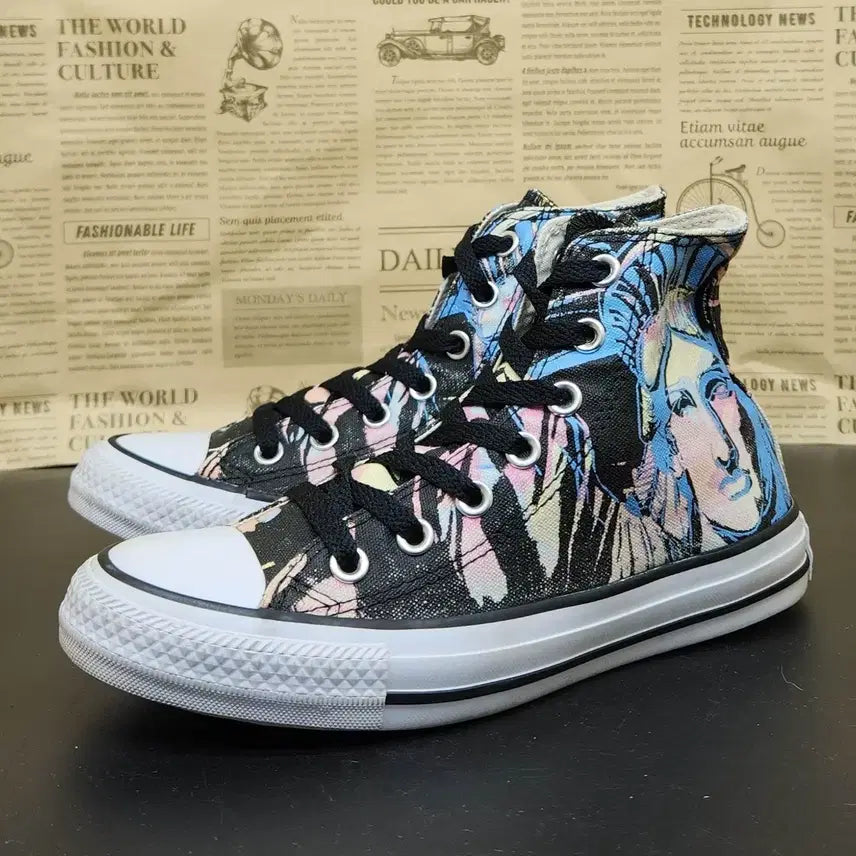 [BUNJANG] Converse Chuck Taylor DC Comics Women's High-Top Shoes (235mm) / 컨버스 척테일러 DC 코믹스 여성하이탑 235