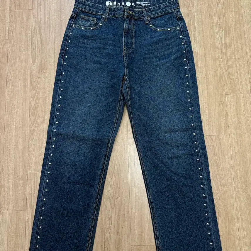 [BUNJANG] Extraordinary Studded Denim Pants L / 엑스트라오디너리 스터드 데님팬츠 L