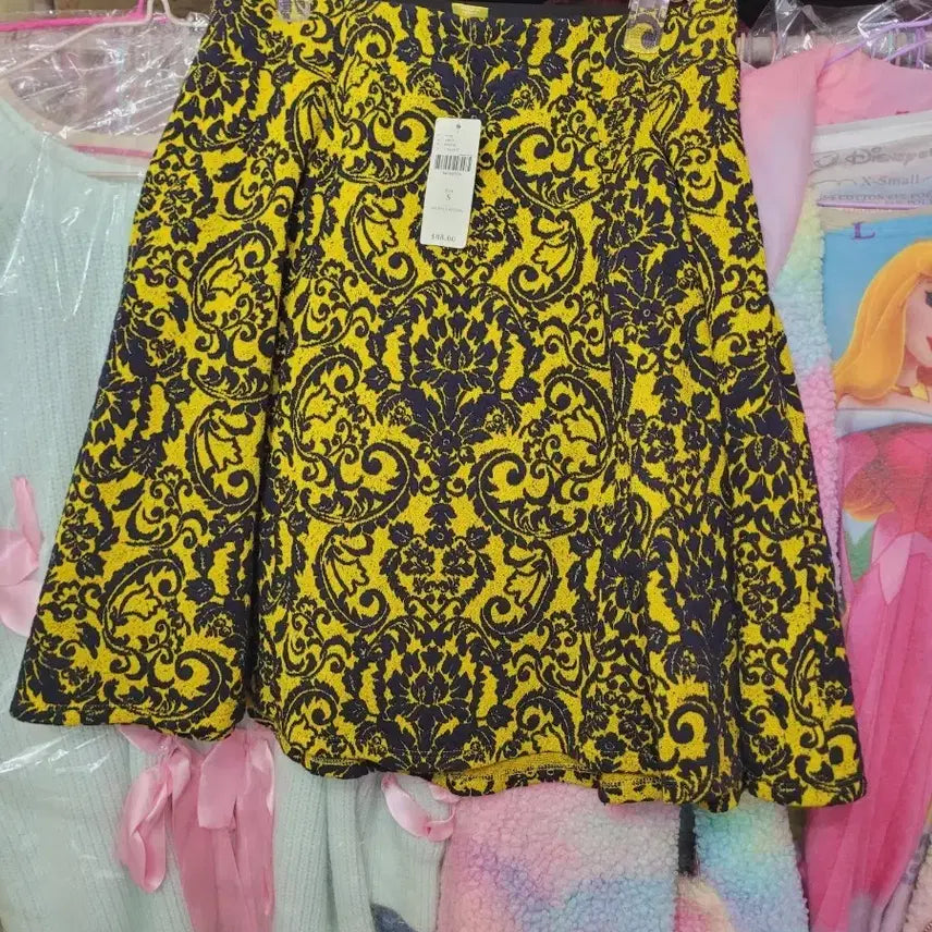 [BUNJANG] Imported Midi Skirt Yellow Navy Pattern Size S / 수입 스커트 옐로우 네이비 패턴S 밴딩