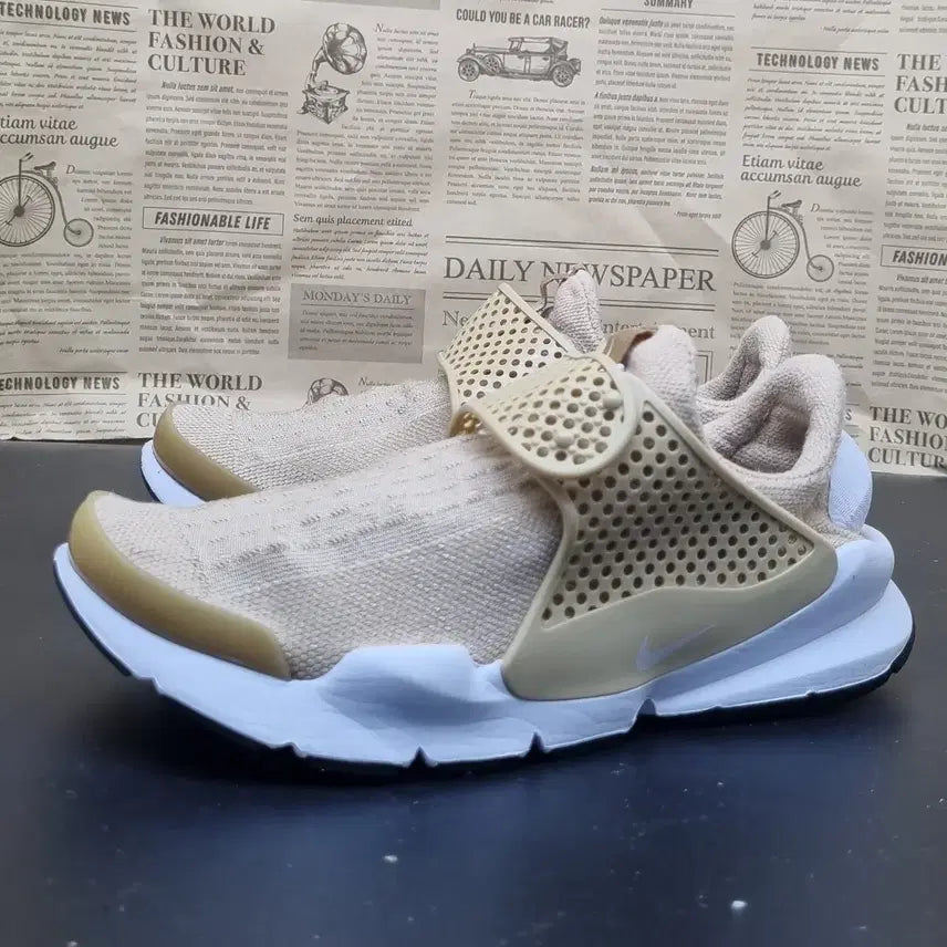 [BUNJANG] Nike Women's Sock Dart Sneakers (240mm) / 나이키 우먼스 삭다트 운동화240