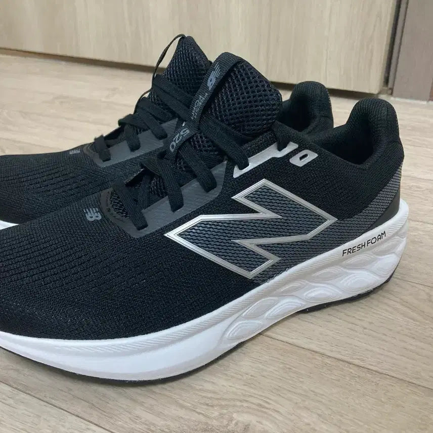 [BUNJANG] New Balance Fresh Foam 520v9 Black Running Shoes / 뉴발란스 프레시폼 520v9 265 판매