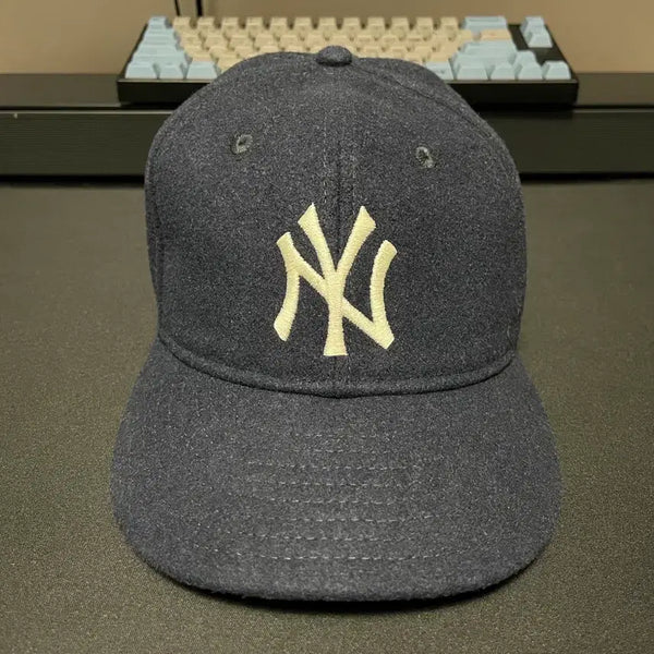 [BUNJANG] New Era Fear of God New York Yankees Wool Ball Cap 7 5/8 / 뉴에라 피오갓 뉴욕양키즈 울볼캡 7 5/8 판매합니다.