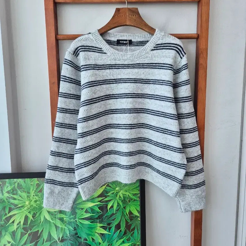 [BUNJANG] Vividify Stripe Knit Sweater (Gray) / (새상품)VIVIDIFY 스트라이프 니트 그레이