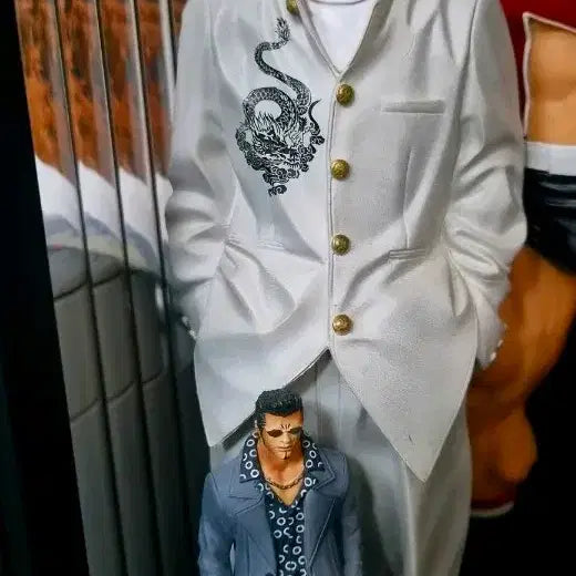 [BUNJANG] Crows x Worst Sugihara Makoto FBG Figure / 크로우즈x워스트 피규어 (스기하라 마코토)