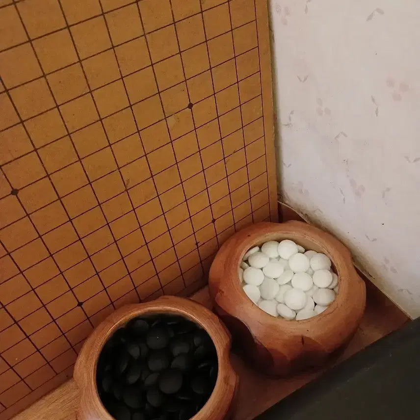 [BUNJANG] Wooden Go Board and Stones Set / 바둑판 + 바둑알 세트 흑백