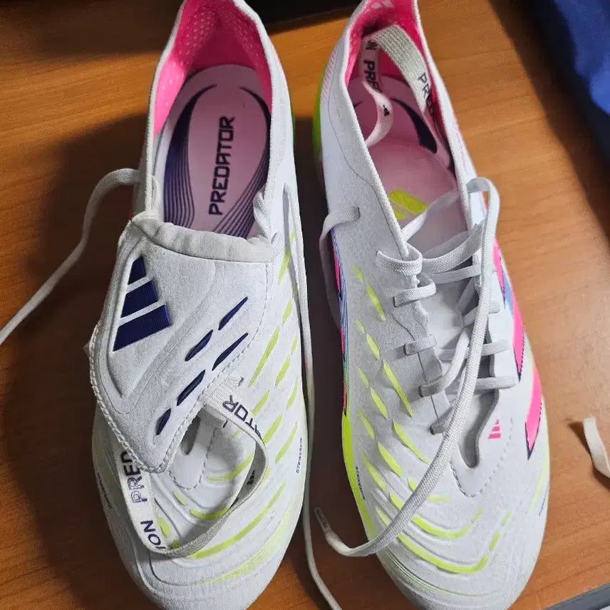 [BUNJANG] Adidas Predator Elite Tongue FG Football Boots White/Pink Size 235 / 아디다스 프레데터 엘리트 텅 축구화 FG 화이트/핑크 235