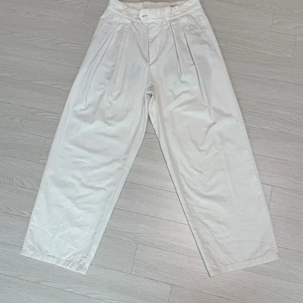 [BUNJANG] Roughside Two-Tuck Cotton Pants Ecru / 러프사이드 투턱코튼팬츠 에크루