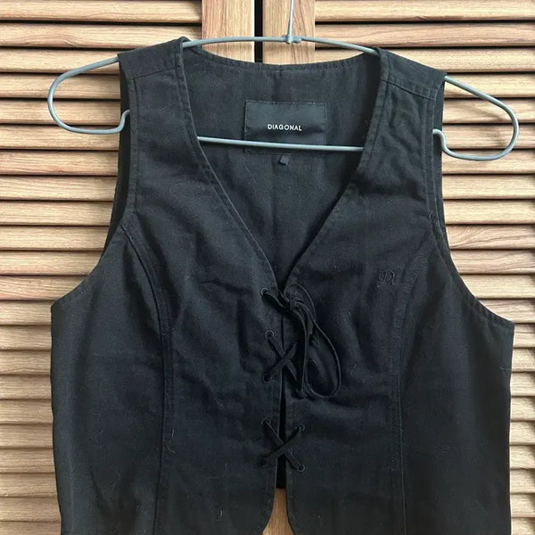 [BUNJANG] DIAGONAL Black Lace-Up Vest / 다이애그널 DIAGONAL 블랙 레이스업 베스트