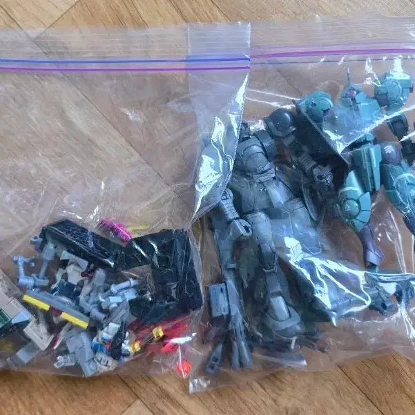 [BUNJANG] Gundam Plastic Model Parts Lot / 건담 프라모델 부품 다수