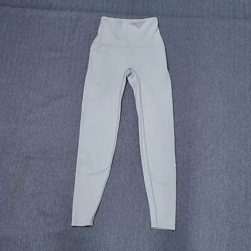 [BUNJANG] Xexymix Sky Blue Leggings (Size S) / 젝시믹스 레깅스 스카이블루 (S) 1543