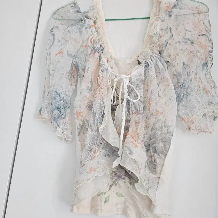 [BUNJANG] BNX Women's Floral Pattern See-Through Blouse / BNX 여성 블라우스 플라워 패턴 시스루