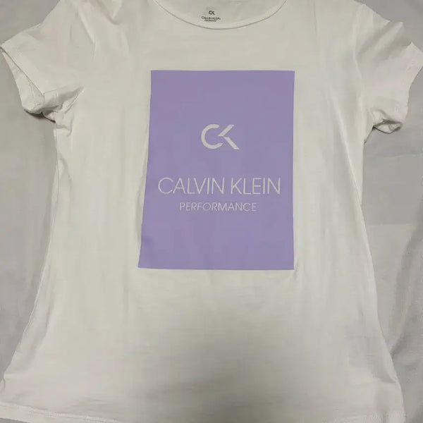 [BUNJANG] Calvin Klein Short Sleeve T-Shirt / CALVIN KLEIN 반팔(31일까지만판매)