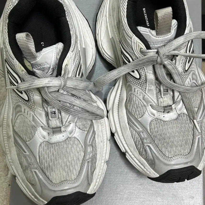 [BUNJANG] Balenciaga 10XL Sneakers White Size 41 / 발렌시아가 10xl 화이트 41