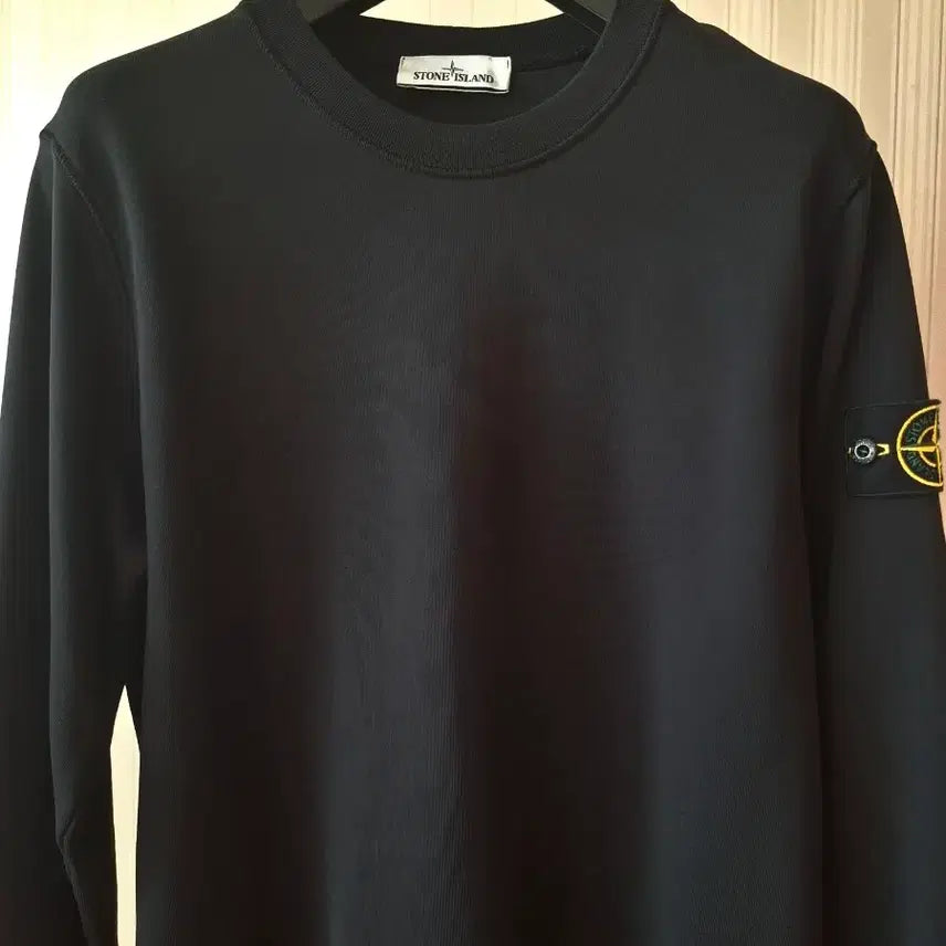 [BUNJANG] Stone Island 21ss Crewneck Sweatshirt Black / 옷걸이포함) 21ss 스톤아일랜드 맨투맨  741563051 V0029