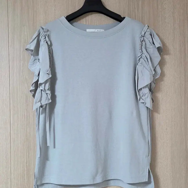 [BUNJANG] G-CUT Frill Blouse / 지컷 프릴 블라우스