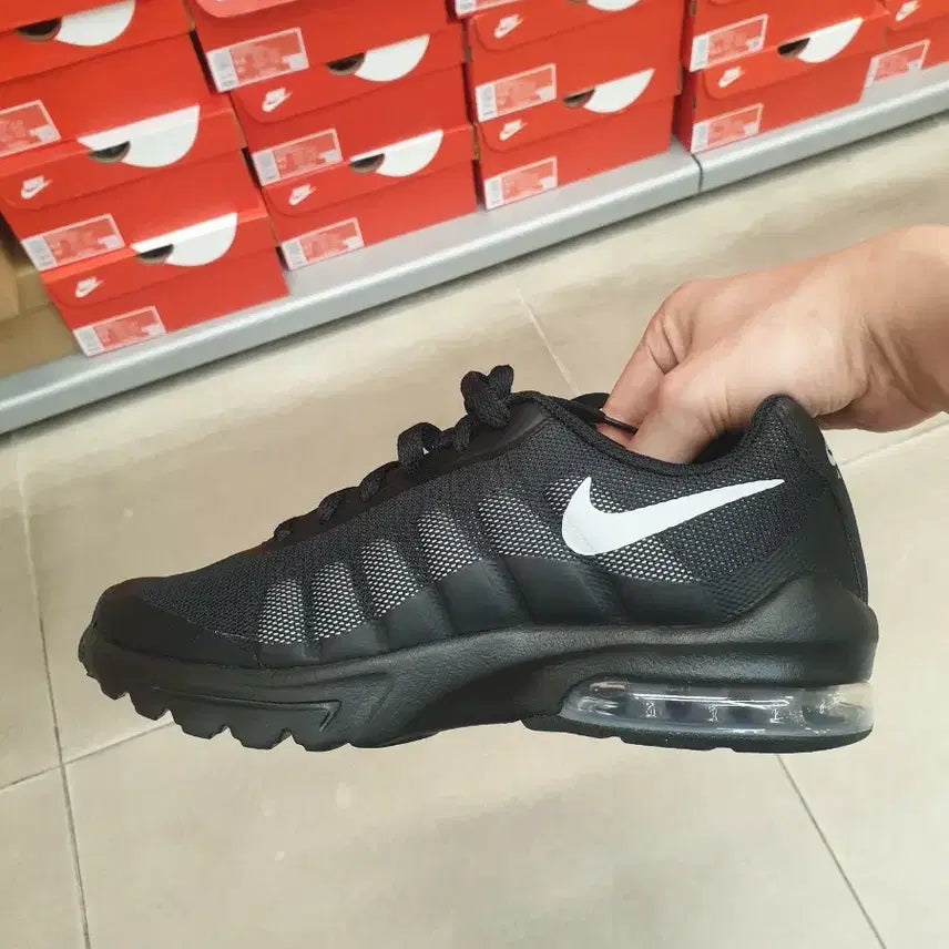 [BUNJANG] Nike Air Max Invigor (GS) Sneakers / 나이키 에어 맥스 (GS)