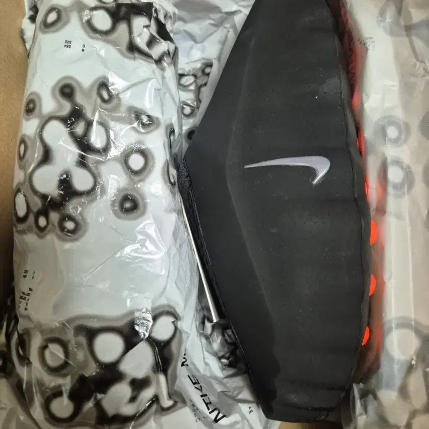 [BUNJANG] Nike Mind 001 Shoes (260mm) / 나이키 마인드 001 260