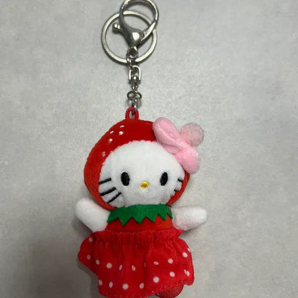 [BUNJANG] Strawberry Kitty Keychain / 딸기 키티 키링