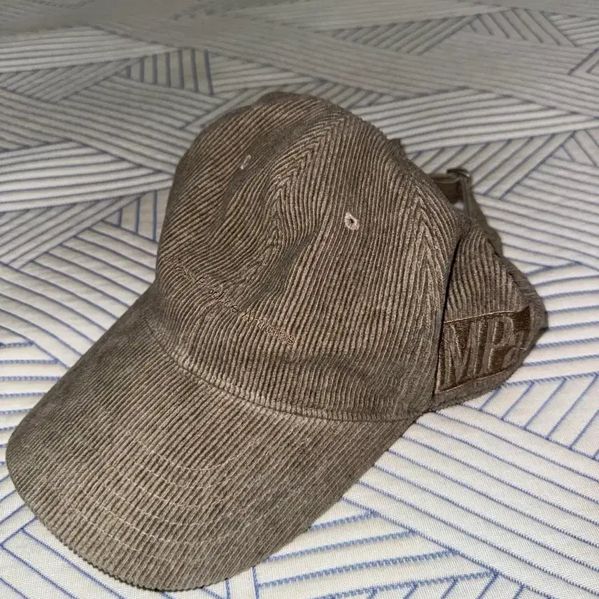 [BUNJANG] Plastic Product Corduroy Cap Beige / 플라스틱프로덕트 코듀로이 캡 모자 베이지