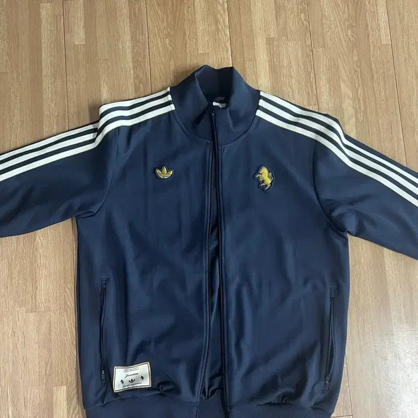 [BUNJANG] Adidas Juventus Track Top / 아디다스 유벤투스 트랙탑