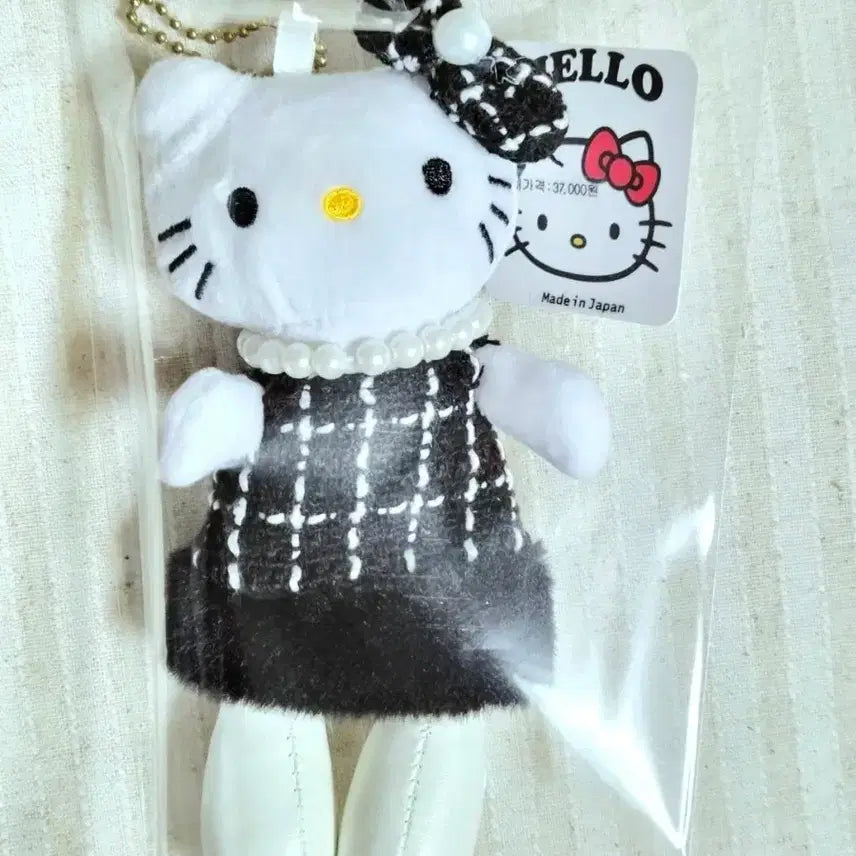 [BUNJANG] Hello Kitty Tweed Dress Plush Toy / 새상품 헬로키티 인형 트위드 원피스
