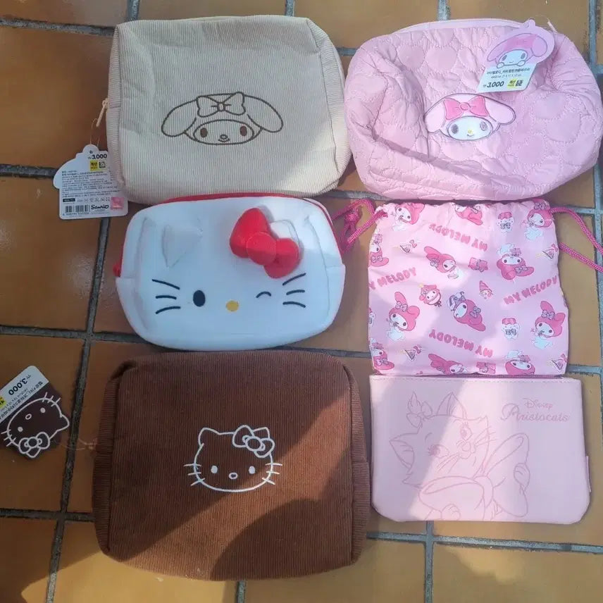 [BUNJANG] Sanrio Pouch Set: Hello Kitty & My Melody / 산리오 파우치 헬로키티 마이멜로디 3종 세트