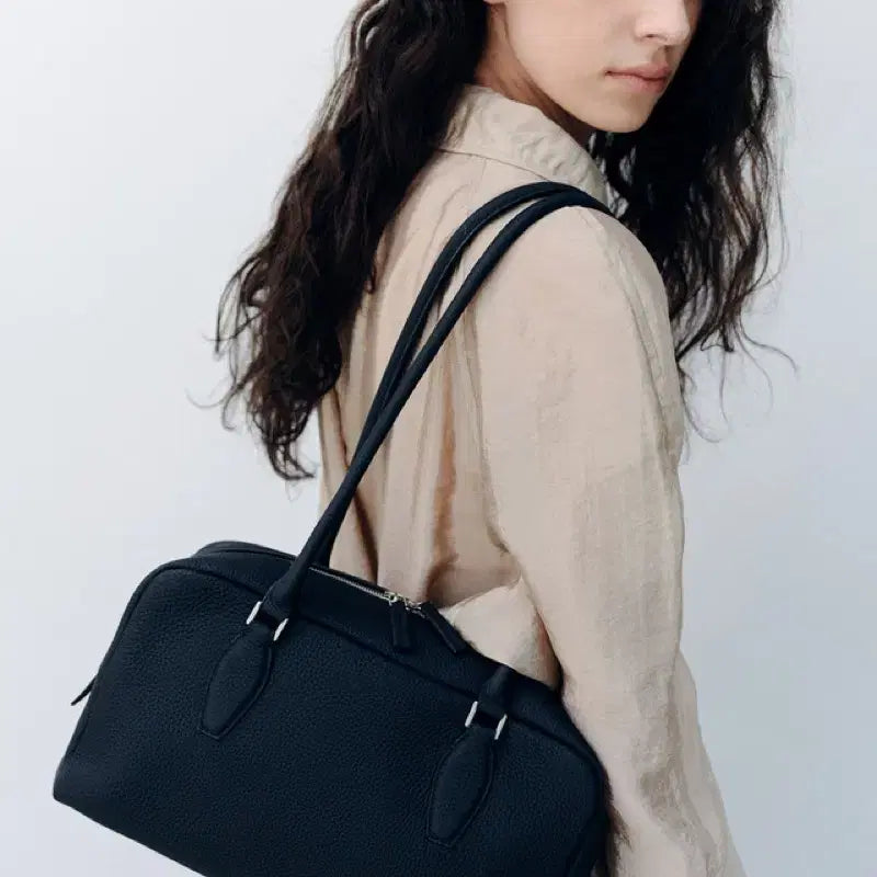 [BUNJANG] Onemorething Loid Bag Black / (마지막 급처) 원모어띵 onemorething 로이드백 loid bag