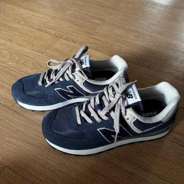 [BUNJANG] New Balance 574 Navy Sneakers (250mm) / 뉴발란스 574 네이비 250 새상품