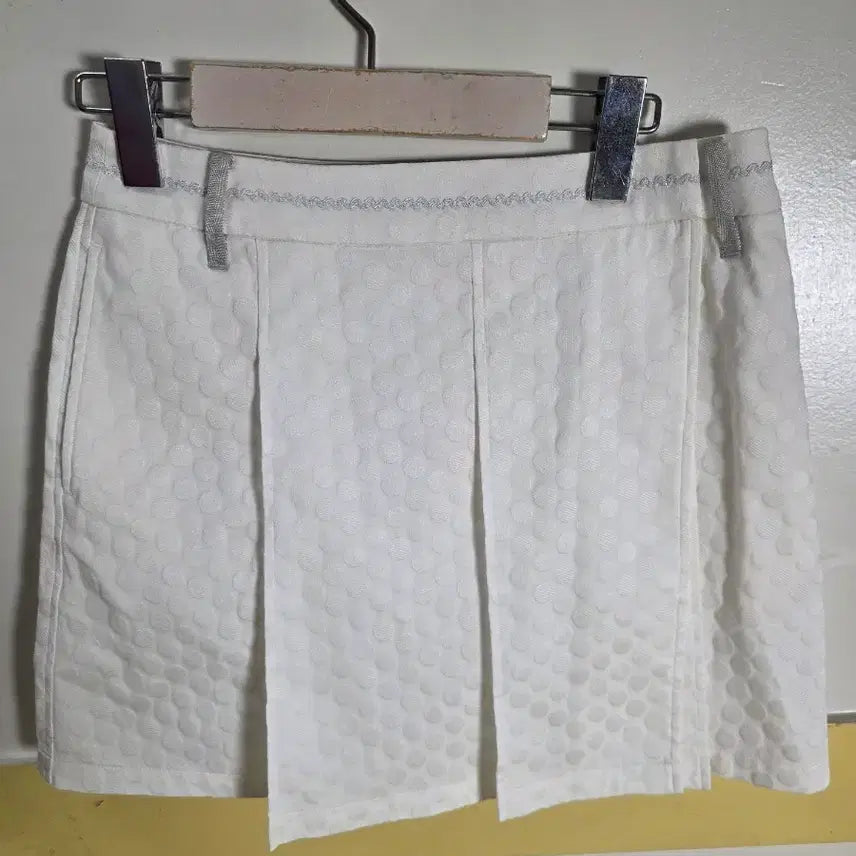 [BUNJANG] St Andrews Scotland Dot Pattern Skirt Size S / St Andrews 스코틀랜드 도트 패턴 S사이즈스커트