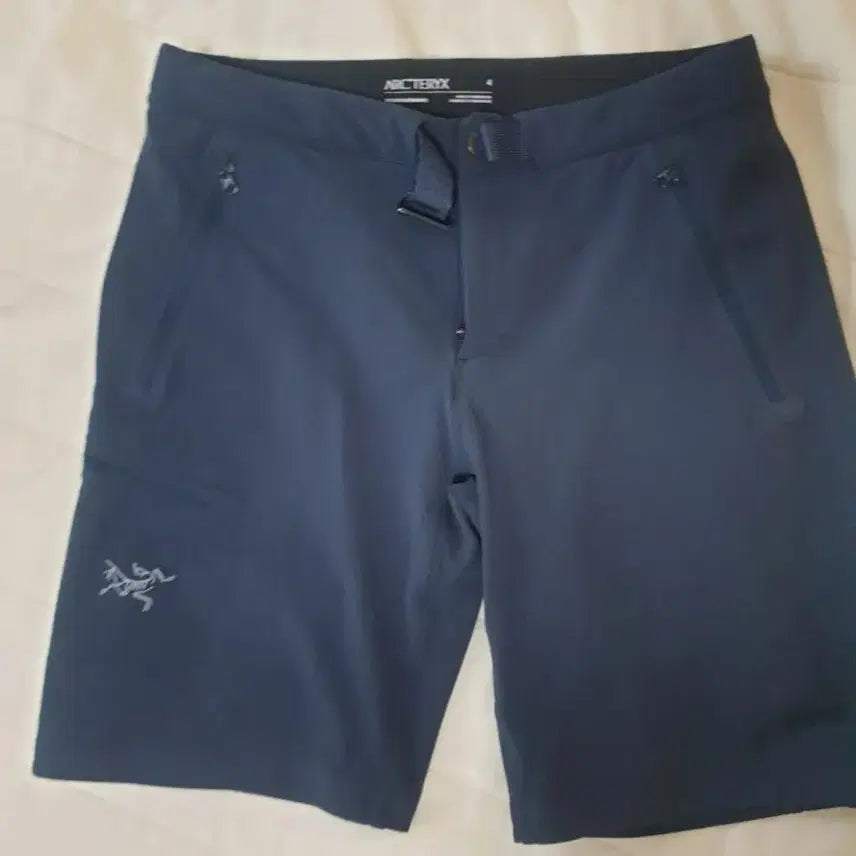 [BUNJANG] Arc'teryx Gamma Shorts Navy Women's Size 4 / 아크테릭스 감마반바지 네이비