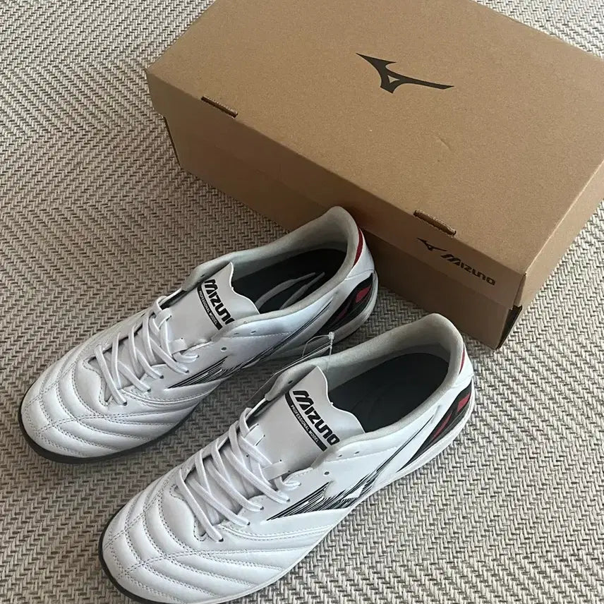 [BUNJANG] Mizuno Morelia Neo 4 Pro AS Soccer Cleats (255mm) / [새상품] 미즈노 모렐리아 네오 4 프로 AS 255