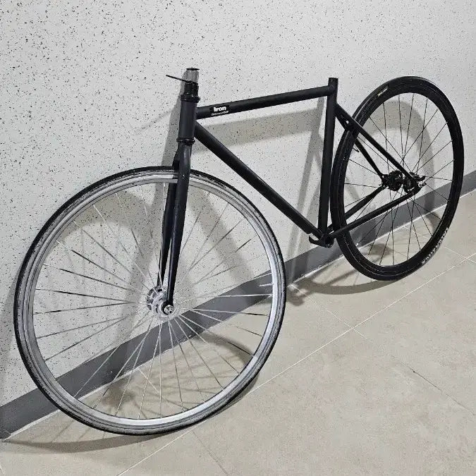 [BUNJANG] Bikoon Iron Pixie Frame Set with Silver Front Wheel and Black Rear Wheel / 바이큰 아이언 픽시 반차