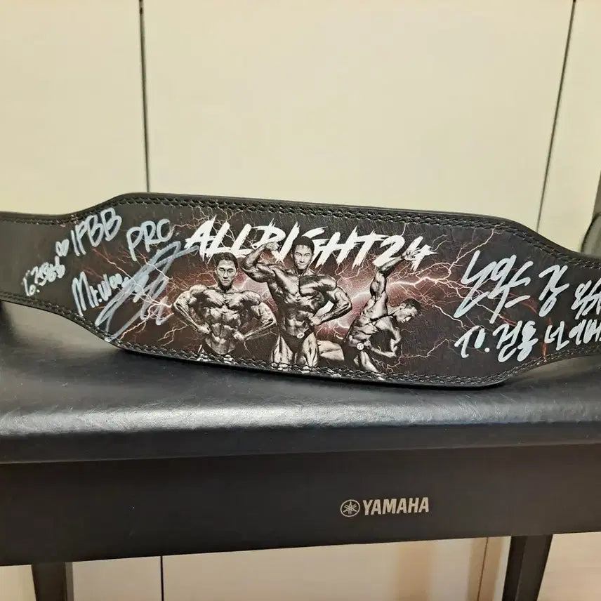 [BUNJANG] Park Jae-hoon Signed Limited Edition Belt / 박재훈 친필싸인 한정판 벨트 올라잇